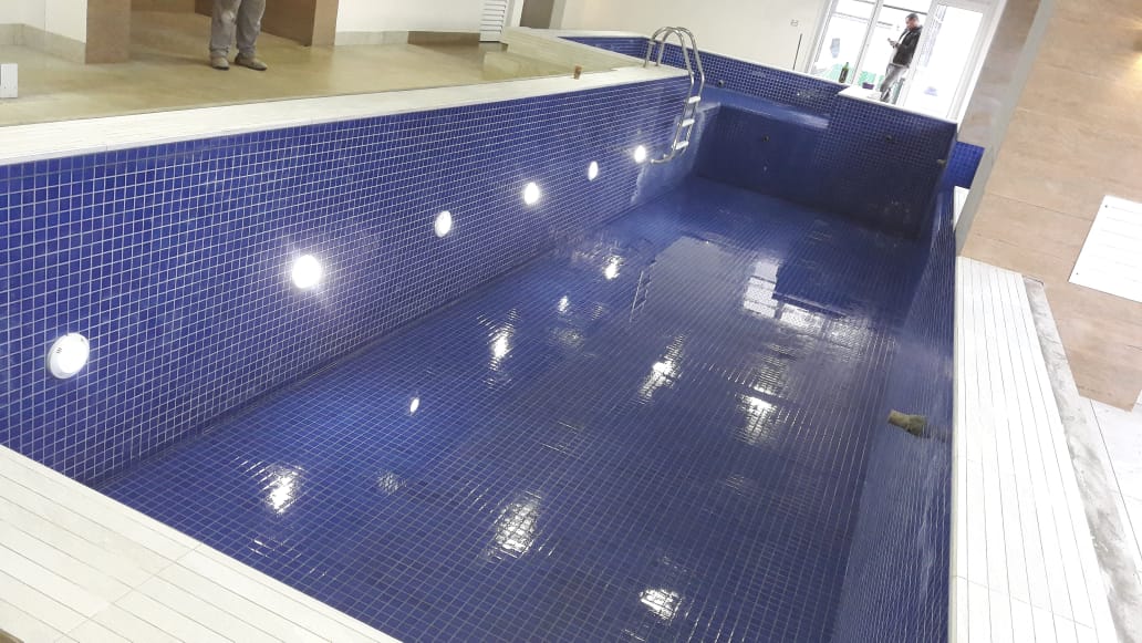 revestimento de piscina